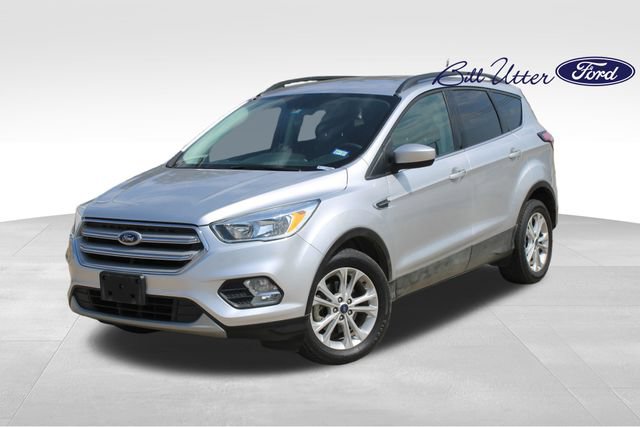 Certified 2018 Ford Escape SE w/ SE Sync 3 Package