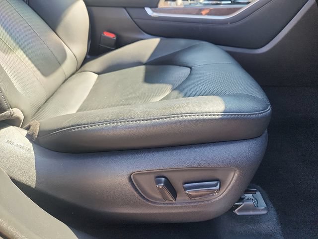 Used 2021 Toyota Highlander Limited AWD/4WD image 35