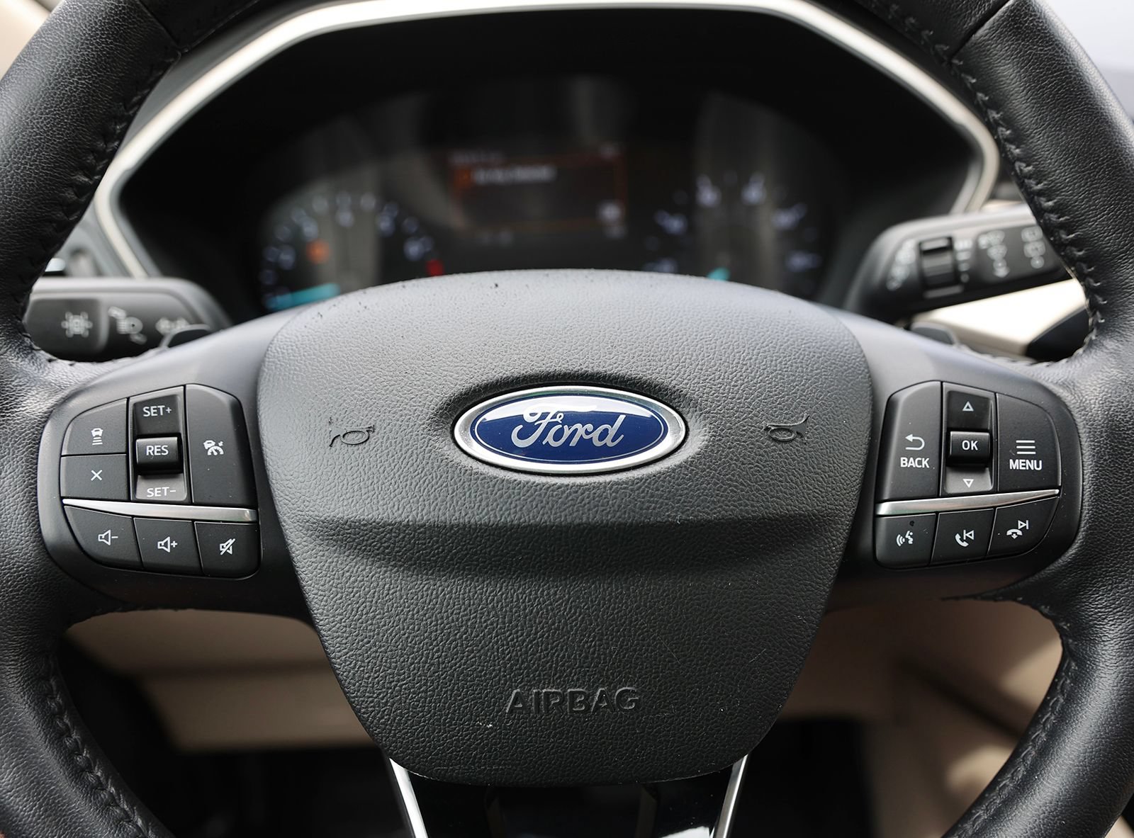 Certified 2020 Ford Escape SEL AWD/4WD image 37