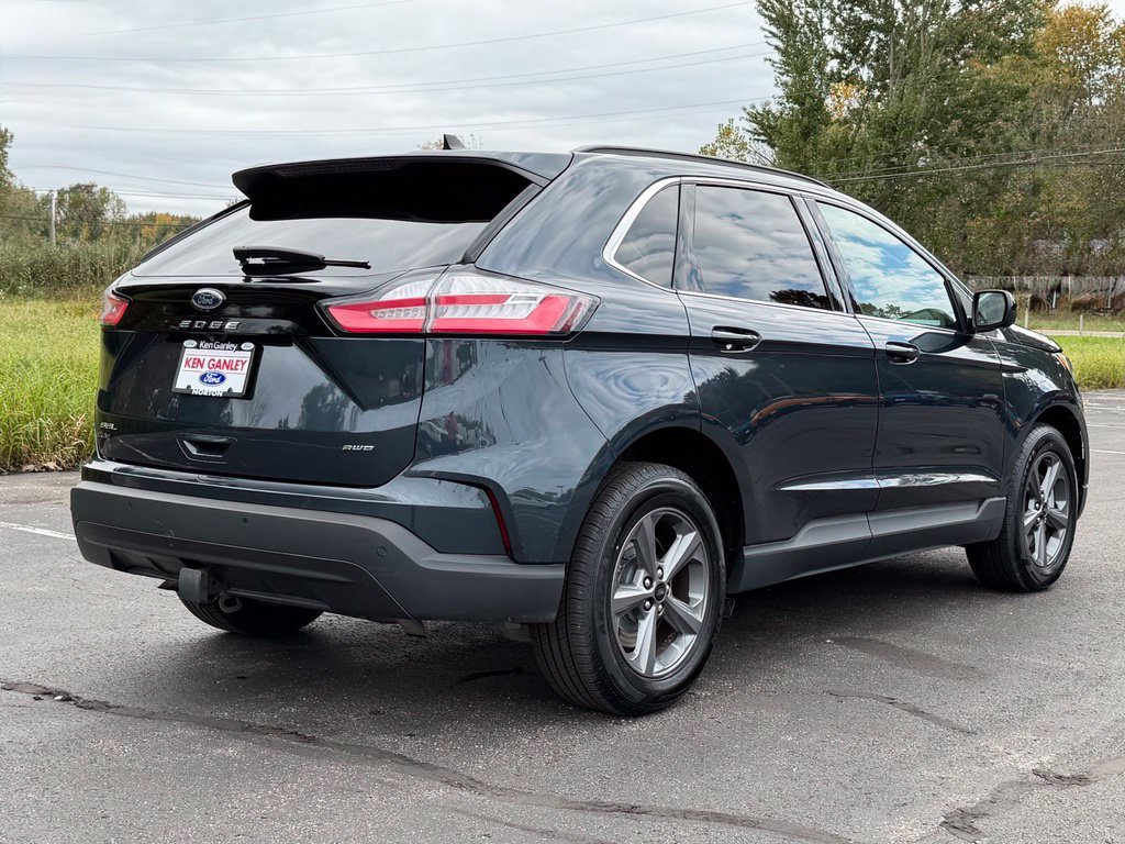 Certified 2022 Ford Edge SEL w/ Sport Appearance Package AWD/4WD image 9
