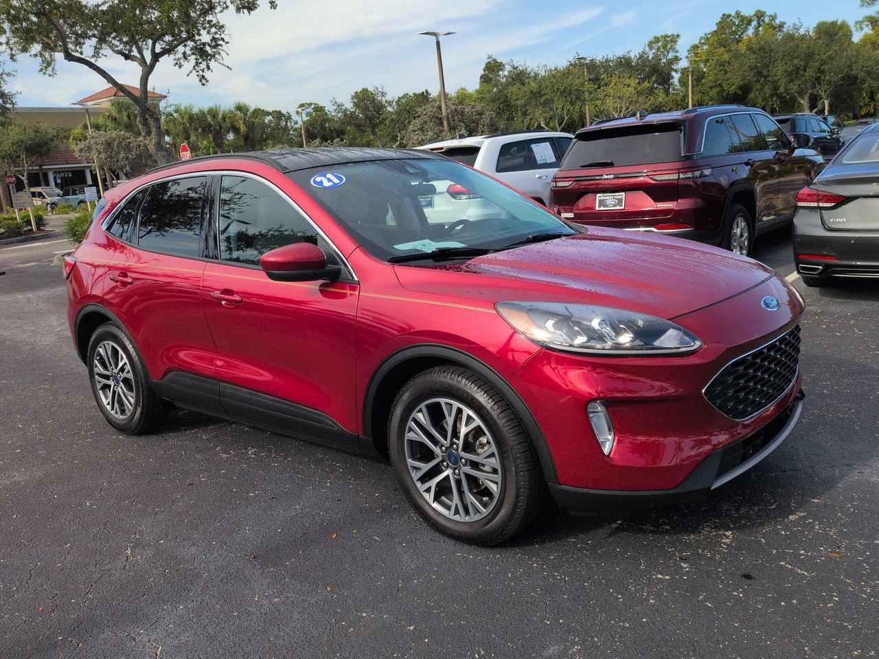 Certified 2021 Ford Escape SEL w/ Technology Package FWD image 2