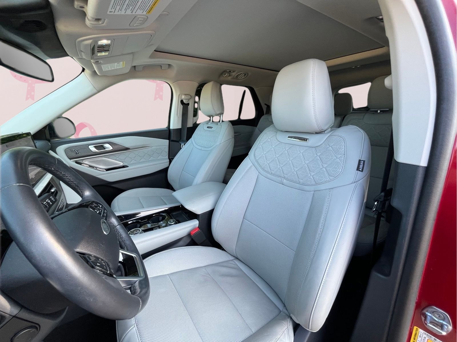 Certified 2025 Ford Explorer Platinum w/ Ultimate Package AWD/4WD image 12
