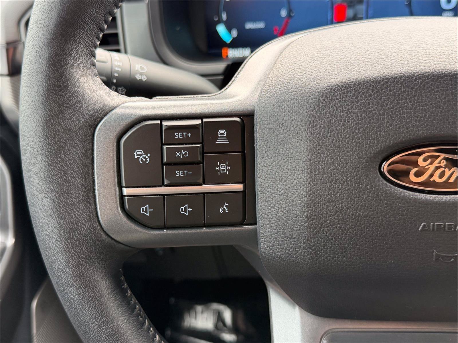 Certified 2024 Ford F150 Lariat w/ FX4 Off-Road Package AWD/4WD image 20