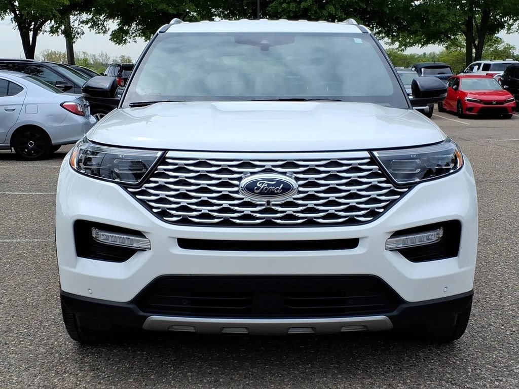 Certified 2023 Ford Explorer Platinum w/ Equipment Group 601A AWD/4WD image 8