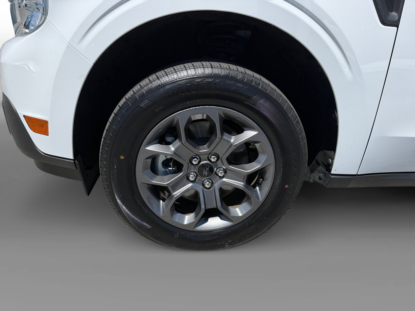 Certified 2024 Ford Maverick XLT FWD image 9