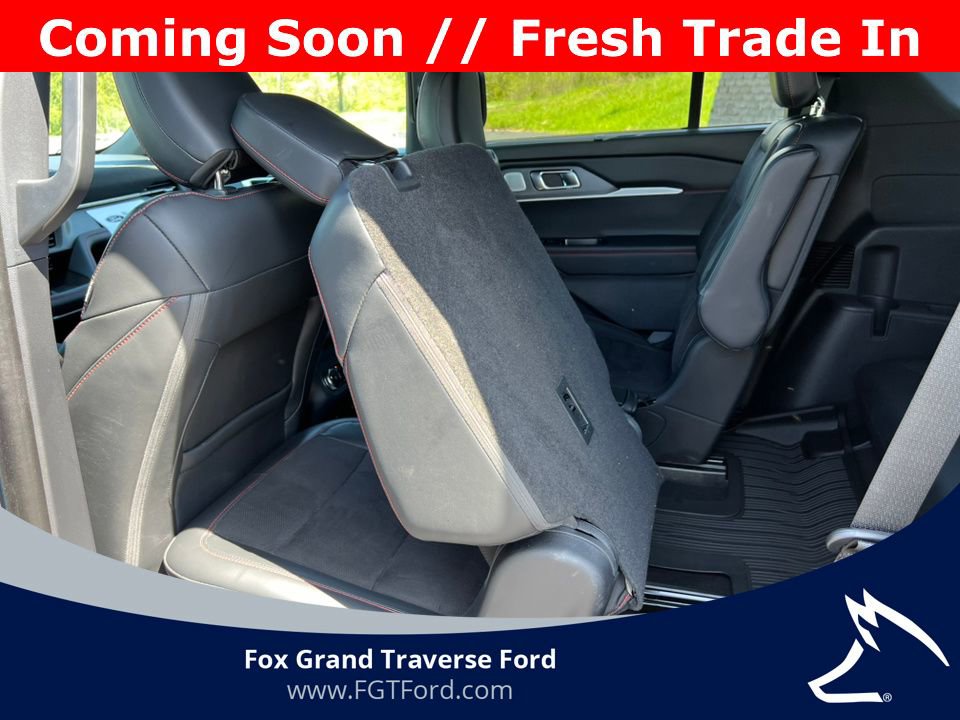 Certified 2025 Ford Explorer ST AWD/4WD image 6