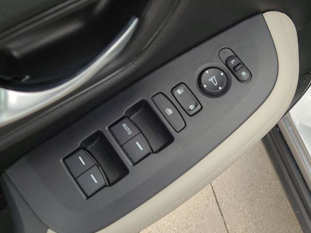 Used 2024 Honda HR-V LX image 19