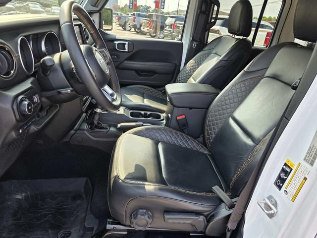 Used 2023 Jeep Wrangler Unlimited Sahara AWD/4WD image 13