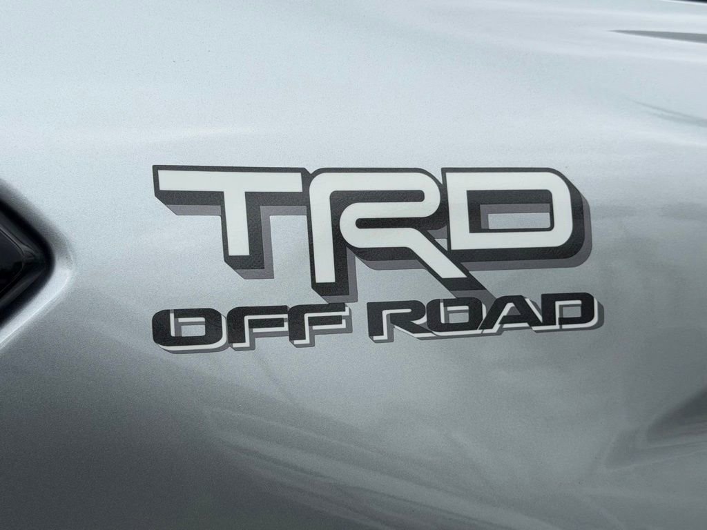 Used 2024 Toyota Tacoma TRD Off-Road w/ TRD Off Road Premium Package AWD/4WD image 12
