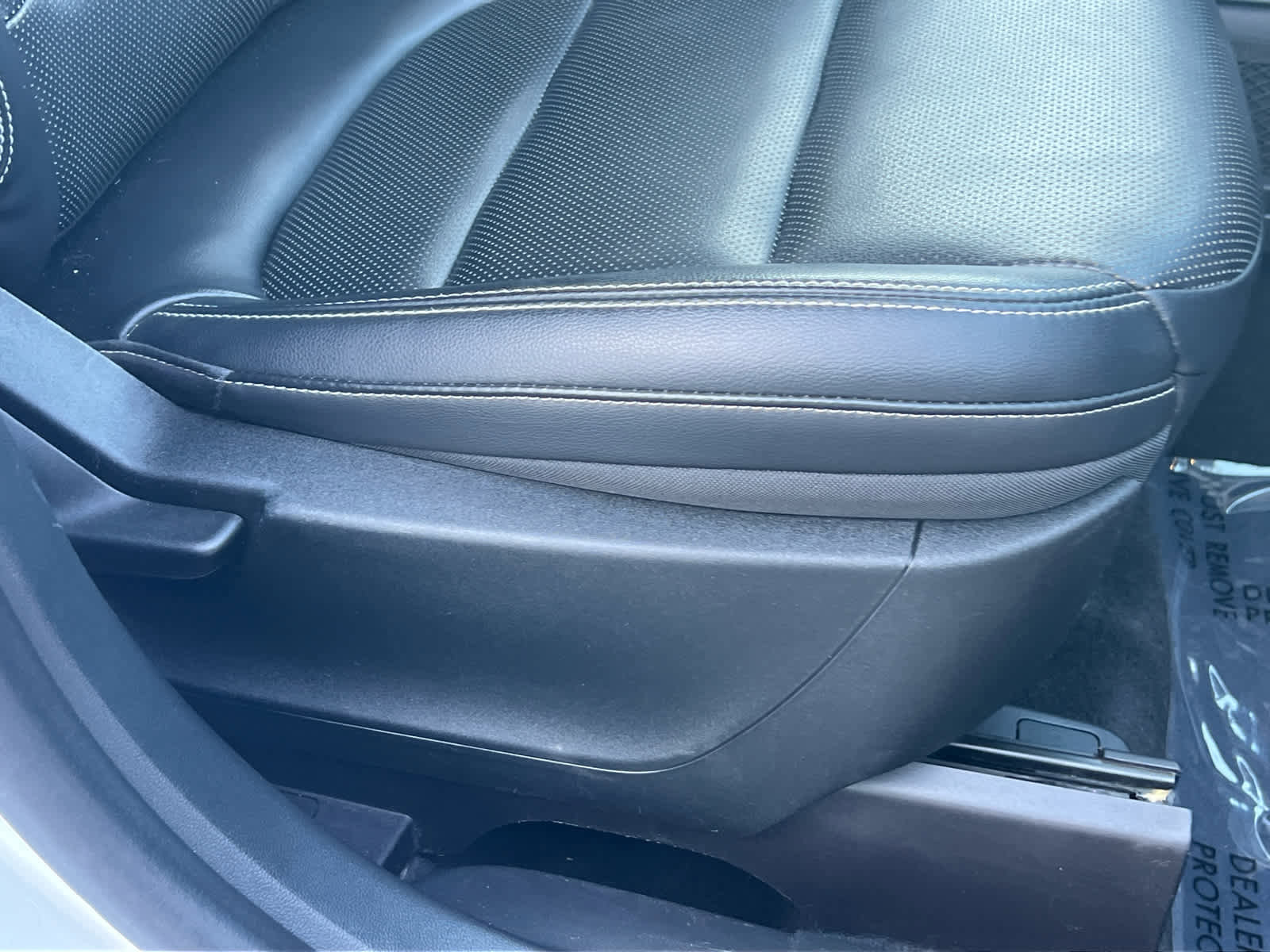 Certified 2021 Ford Escape SEL image 19