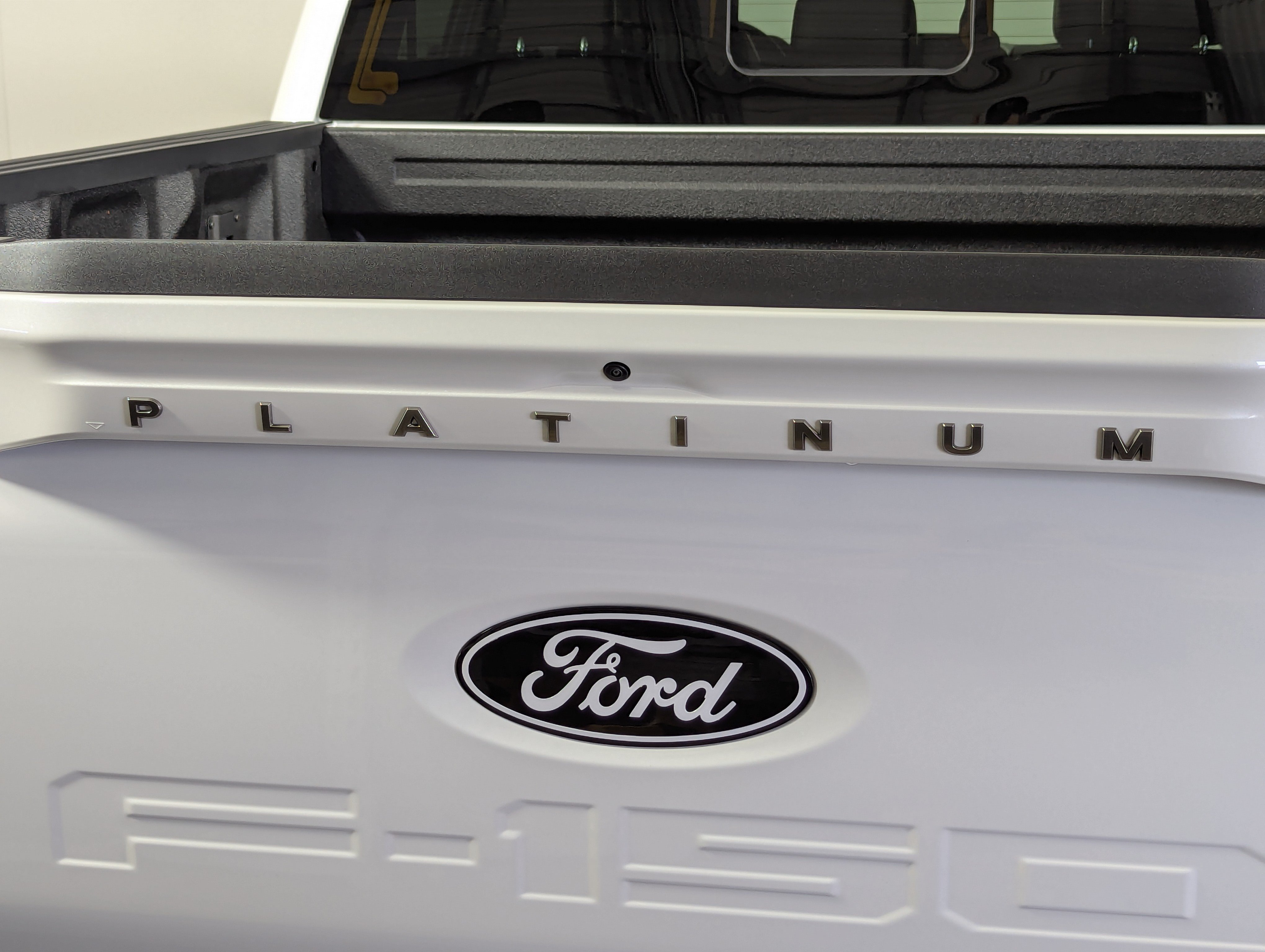 Certified 2024 Ford F150 Platinum w/ FX4 Off-Road Package AWD/4WD image 13