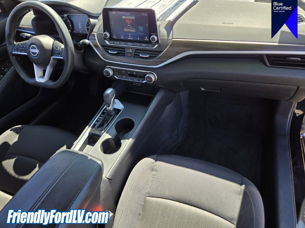 Used 2025 Nissan Altima 2.5 SV FWD image 20
