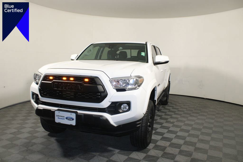 Used 2022 Toyota Tacoma SR5 image 1