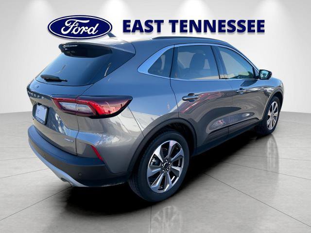 Certified 2025 Ford Escape Platinum w/ Premium Technology Package image 5