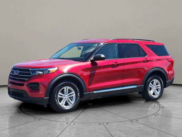 Certified 2022 Ford Explorer XLT w/ Class IV Trailer Tow Package AWD/4WD image 3