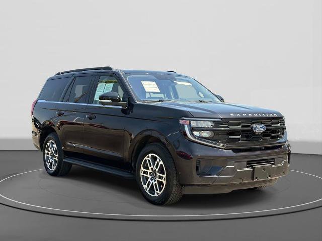 Certified 2025 Ford Expedition Active AWD/4WD image 4