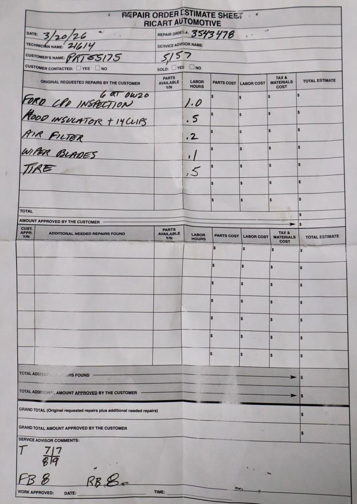 Used 2025 Kia Sorento S w/ Panoramic Sunroof Package image 13