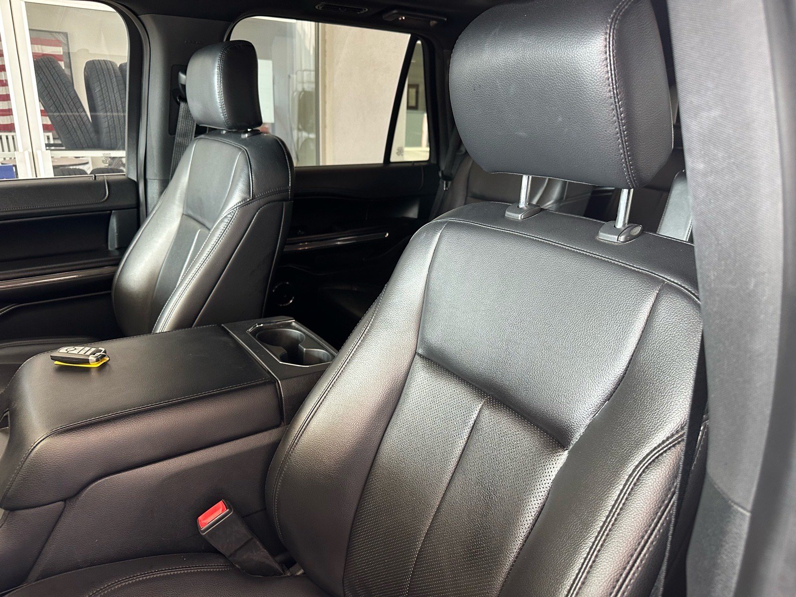 Certified 2020 Ford Expedition XLT w/ Equipment Group 202A AWD/4WD image 23