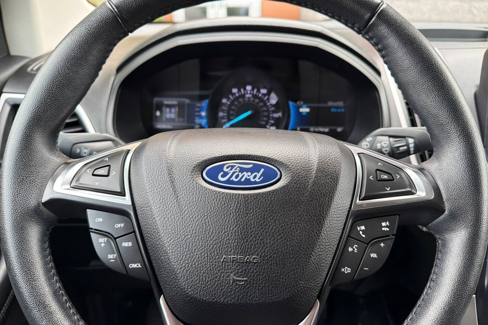Certified 2022 Ford Edge SEL w/ Convenience Package AWD/4WD image 27