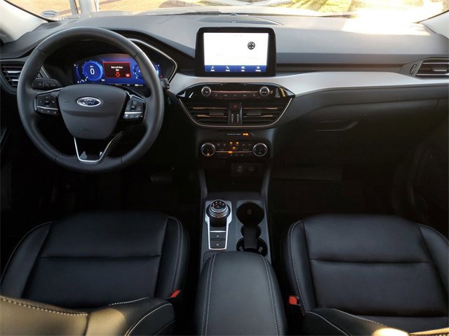 Certified 2022 Ford Escape SEL w/ Technology Package image 30