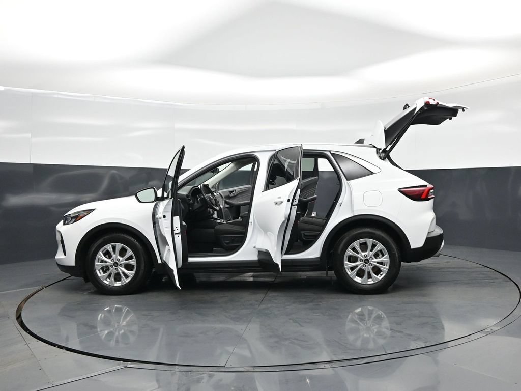 Certified 2023 Ford Escape Active FWD image 19