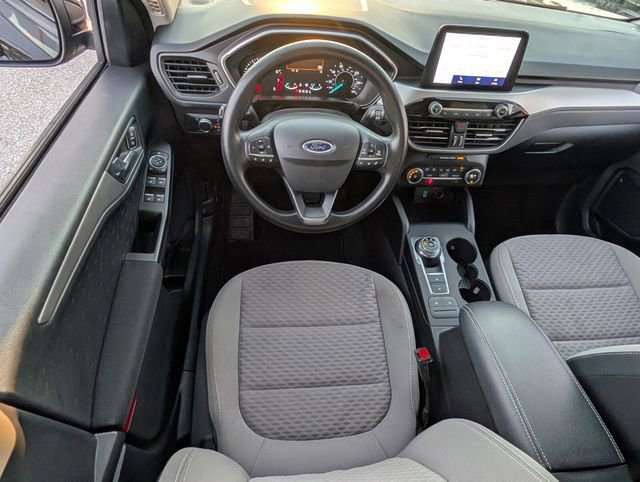 Certified 2020 Ford Escape SE image 11