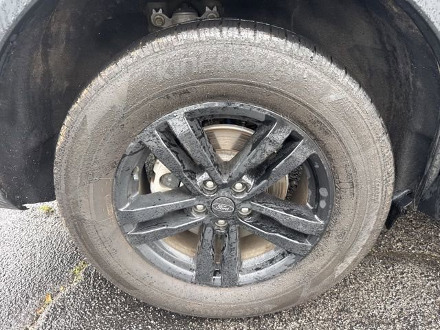 Certified 2024 Ford Explorer XLT w/ Equipment Group 202A AWD/4WD image 8