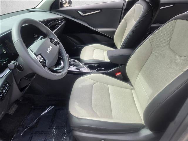 Used 2025 Kia Niro FWD image 15