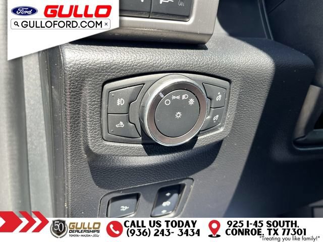 Certified 2017 Ford F350 Platinum w/ Platinum Ultimate Package AWD/4WD image 21