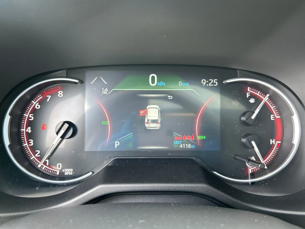Used 2025 Toyota RAV4 XLE Premium image 17