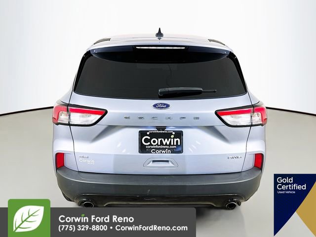 Certified 2022 Ford Escape SE w/ SE Sport Appearance Package image 5