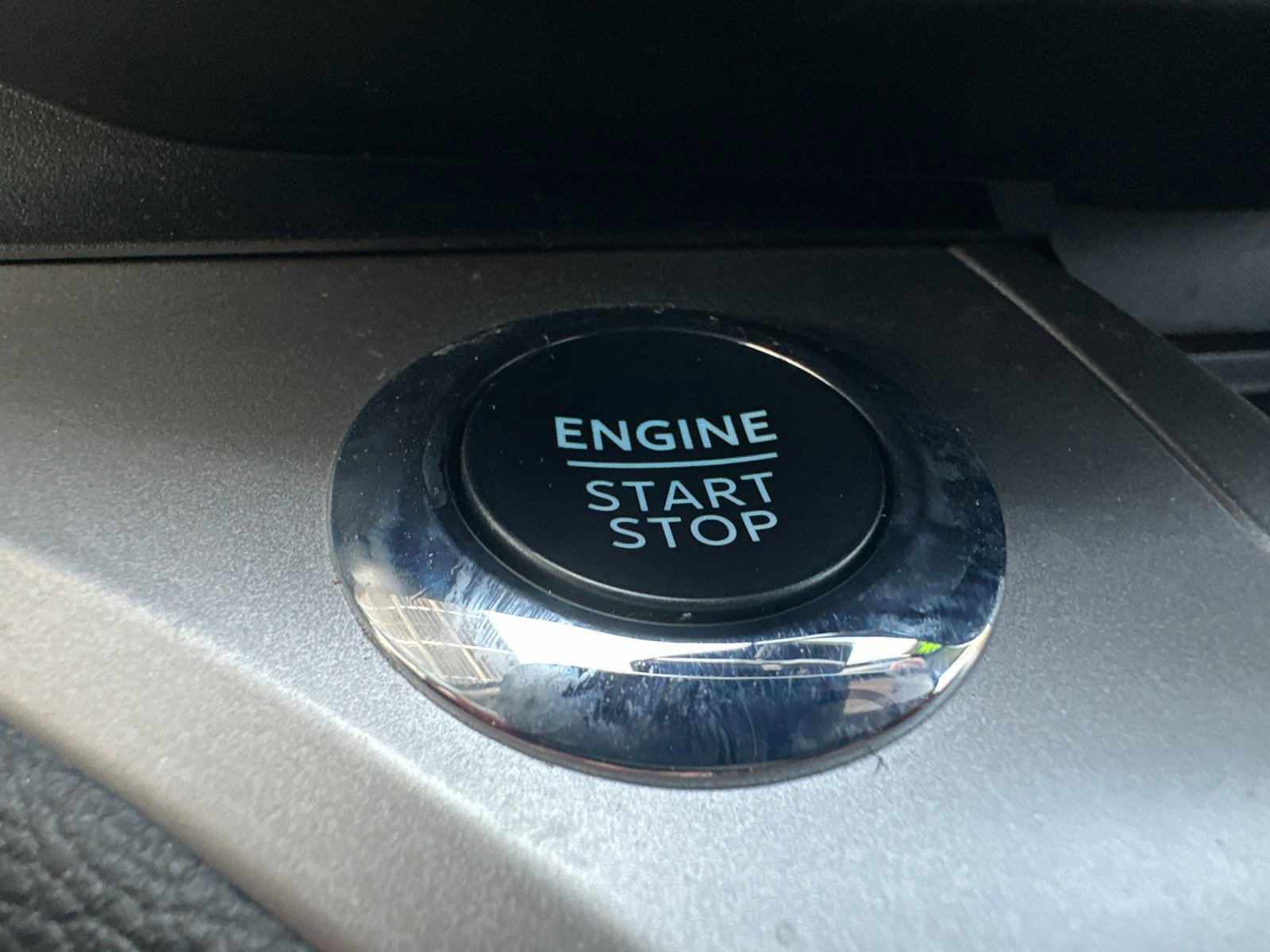 Certified 2022 Ford Explorer XLT w/ Class IV Trailer Tow Package image 24