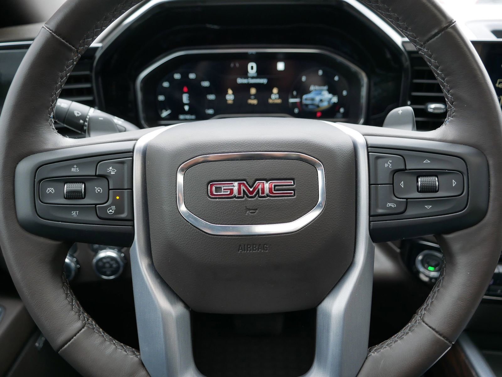 Used 2022 GMC Sierra 1500 SLT w/ SLT Premium Plus Package AWD/4WD image 32