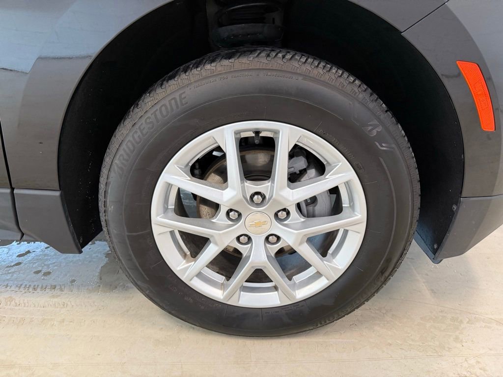 Used 2024 Chevrolet Equinox LT image 30