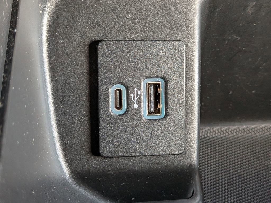 Certified 2022 Ford F150 XLT w/ Equipment Group 302A High image 23