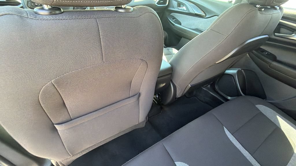 Used 2022 Chevrolet TrailBlazer LT FWD image 25