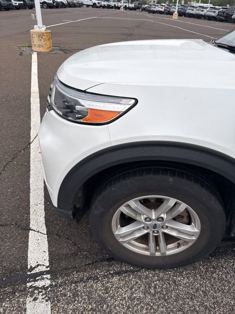 Certified 2023 Ford Explorer XLT AWD/4WD image 6