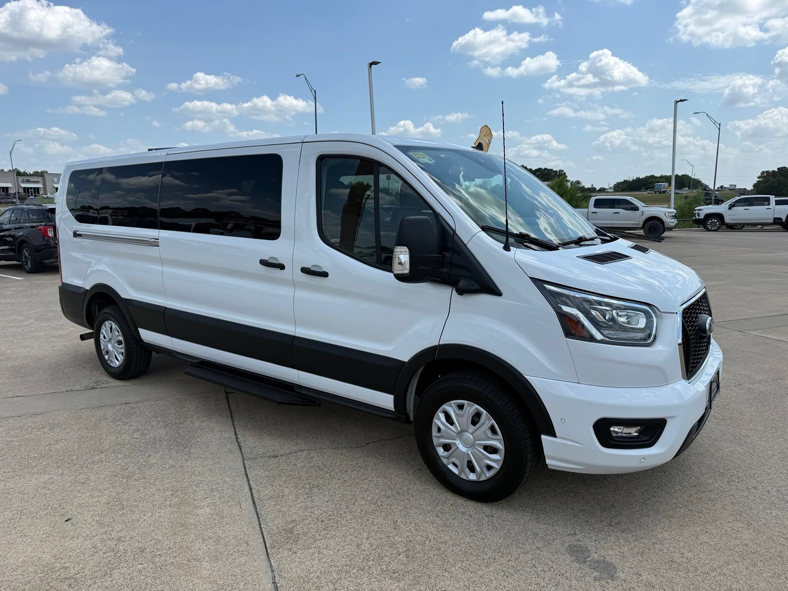 Certified 2023 Ford Transit 350 XLT RWD image 3