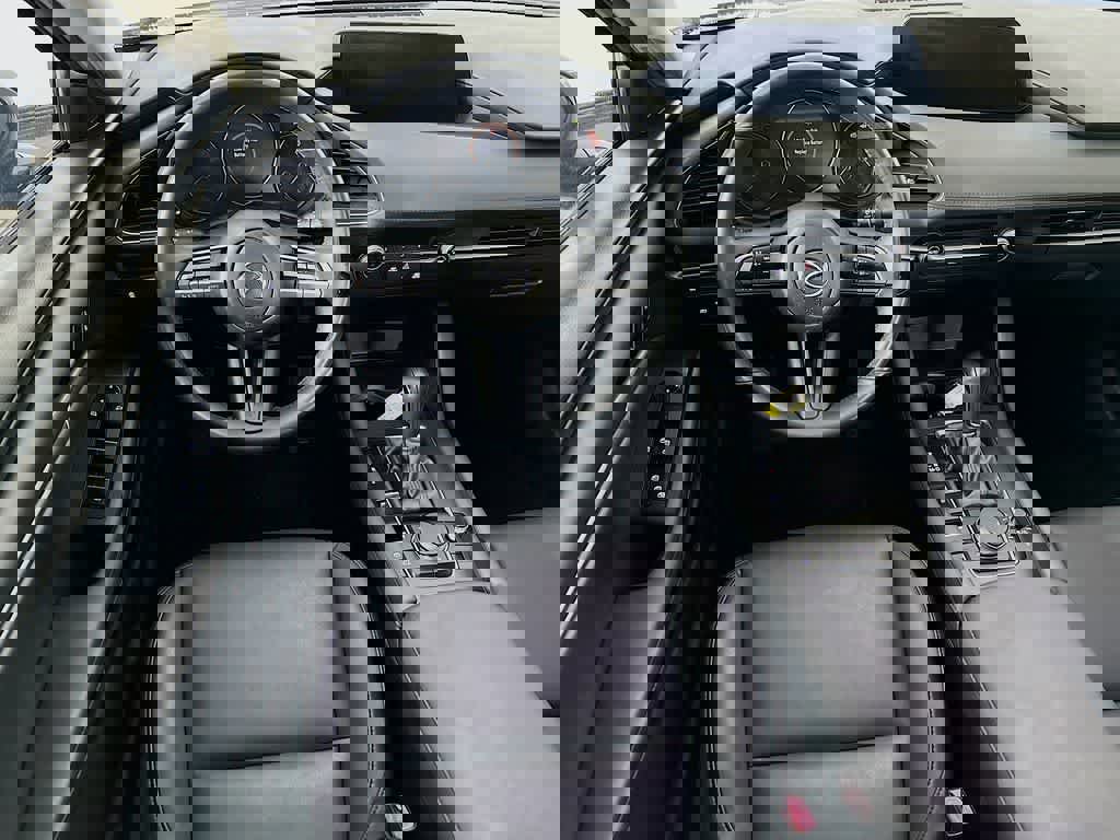 Used 2021 MAZDA MAZDA3 s image 13