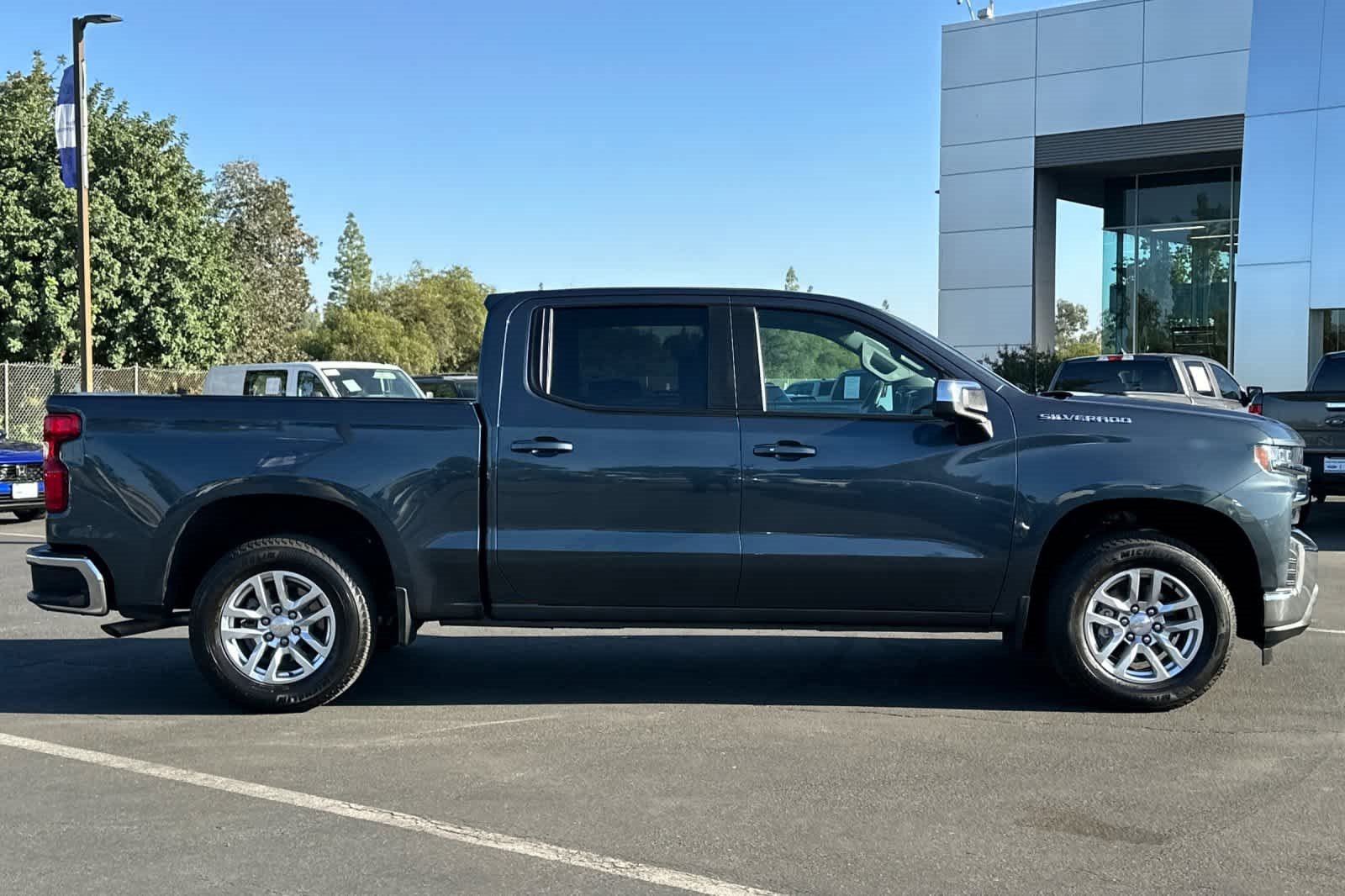 Used 2020 Chevrolet Silverado 1500 LT w/ All-Star Edition image 6