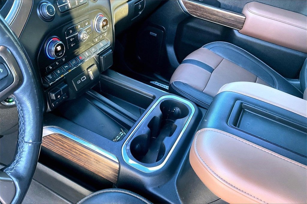 Used 2021 Chevrolet Silverado 2500 High Country w/ Z71 Off-Road Package image 15