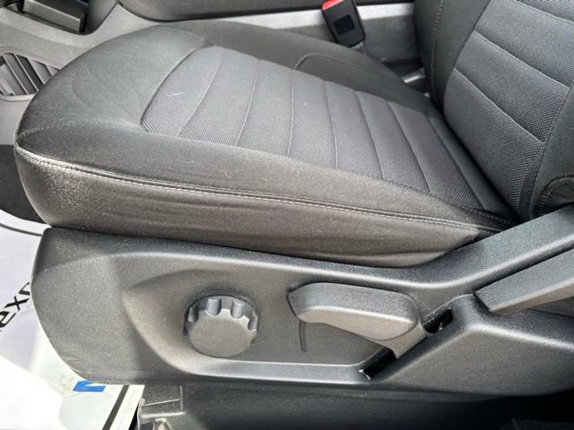 Certified 2021 Ford Edge SE image 14