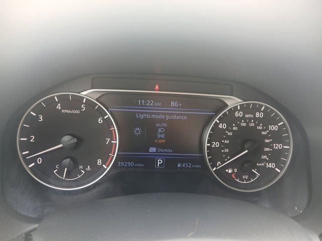 Used 2025 Nissan Altima 2.5 SV FWD image 24