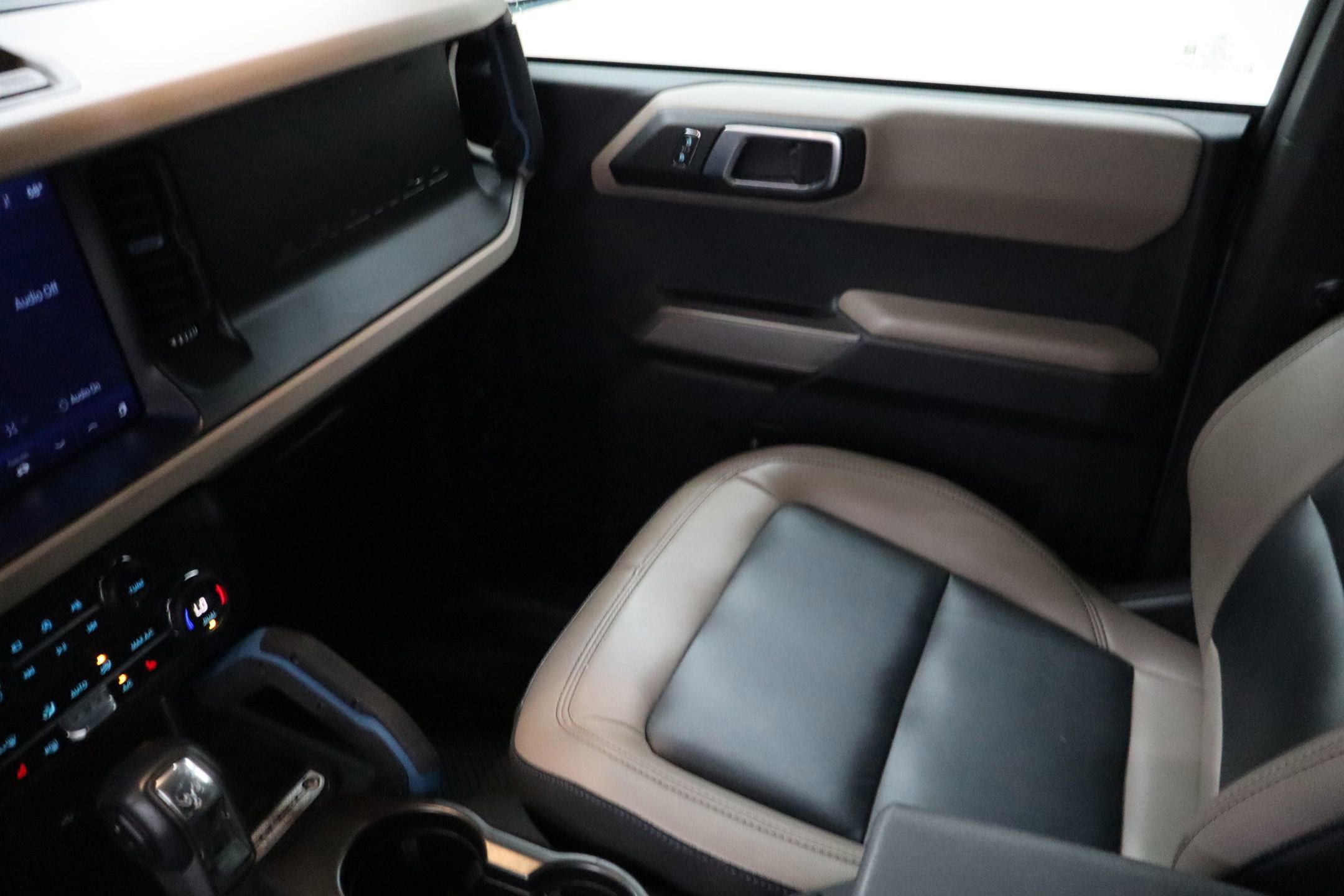 Certified 2023 Ford Bronco Wildtrak image 28