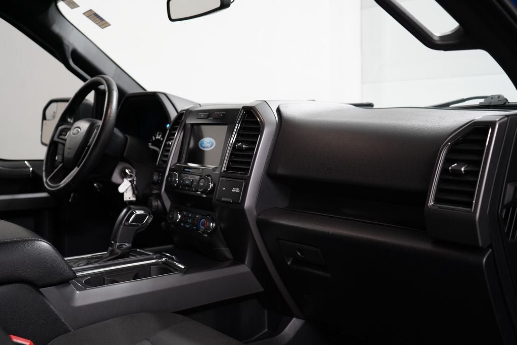 Certified 2019 Ford F150 XLT w/ Equipment Group 302A Luxury AWD/4WD image 31