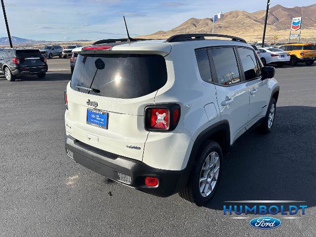 Used 2022 Jeep Renegade Latitude w/ Convenience Group image 5