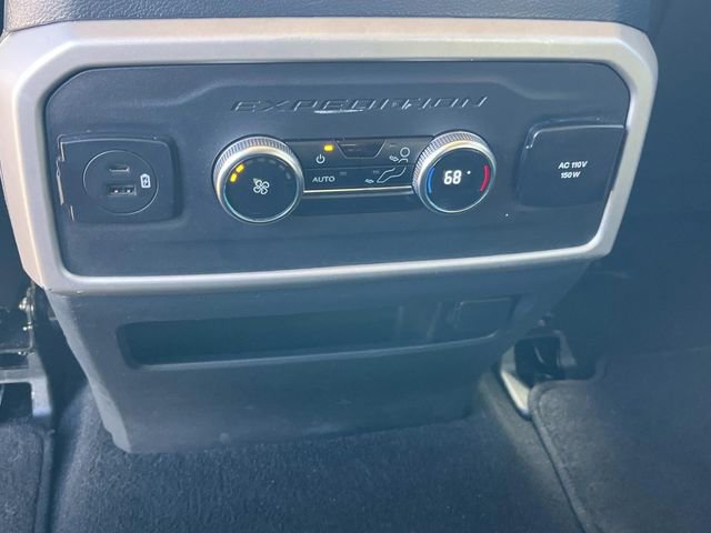 Certified 2023 Ford Expedition XLT image 18