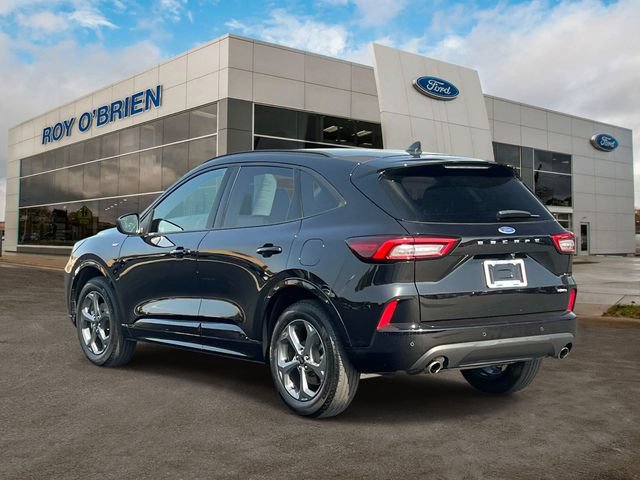 Certified 2024 Ford Escape ST-Line w/ Tech Pack #1 AWD/4WD image 3