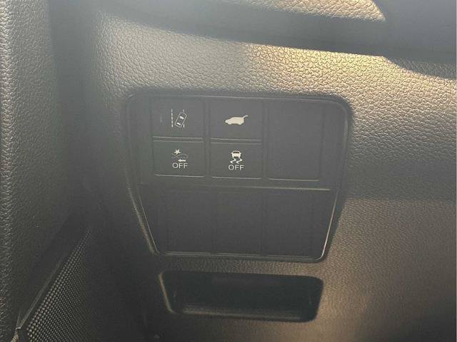 Used 2018 Honda CR-V EX-L image 16