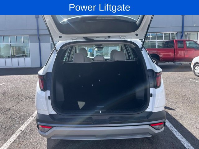 Used 2026 Hyundai Tucson SE AWD/4WD image 6